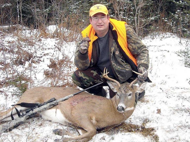 Whitetail Deer Hunting – Northeast Wilderness Outfitters